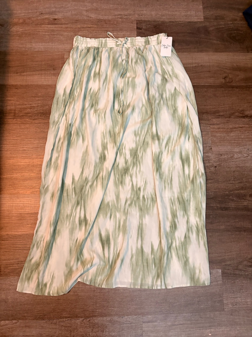 Women's Green Tie-Dye Maxi Skirt